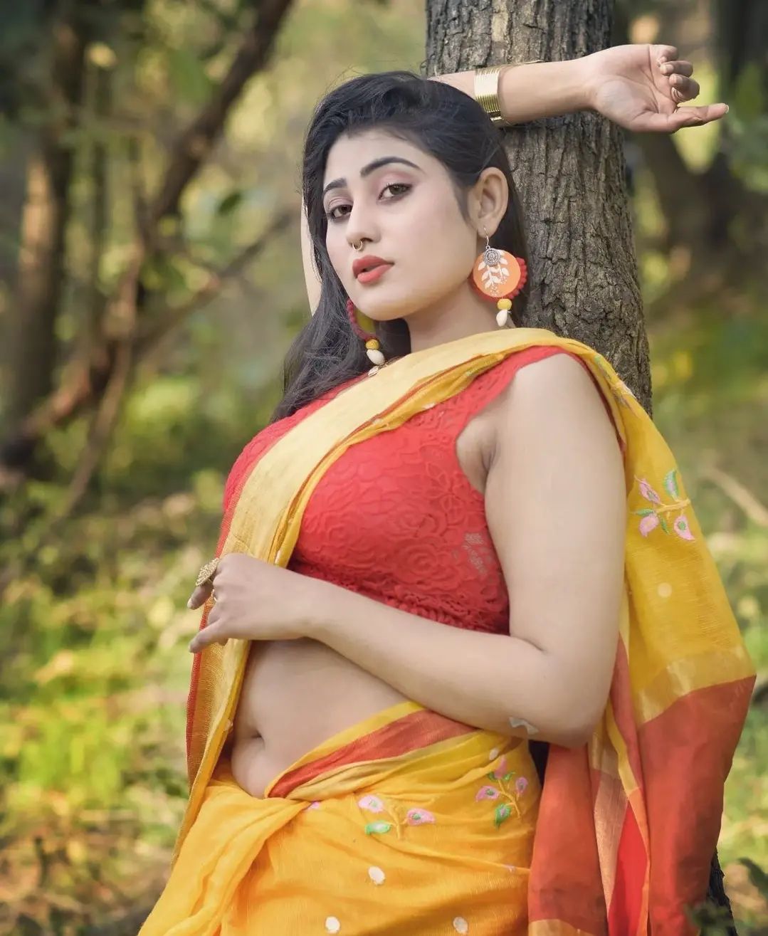 Follow us : the_bongheart for more such photos daily. 